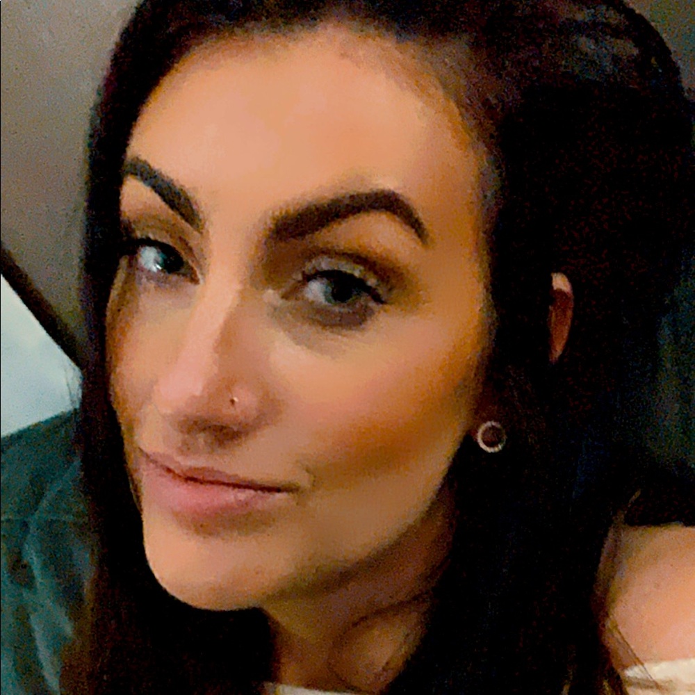 Meet your Posher, Rachel